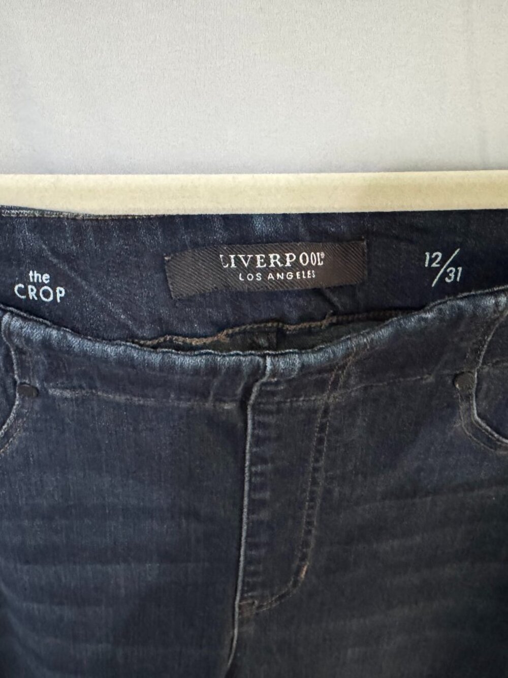 Liverpool Crop Jeans - EUC